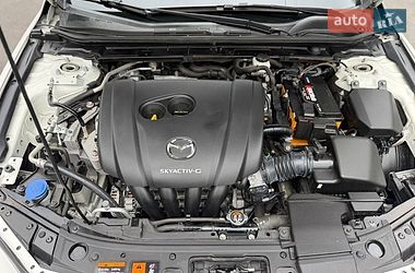 Седан Mazda 3 2021 в Трускавці