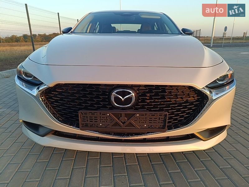 Седан Mazda 3 2024 в Нерубайском