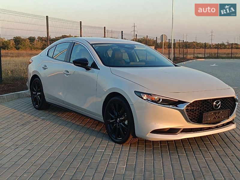 Седан Mazda 3 2024 в Нерубайском
