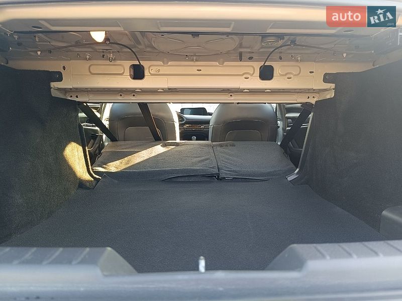 Седан Mazda 3 2024 в Нерубайском