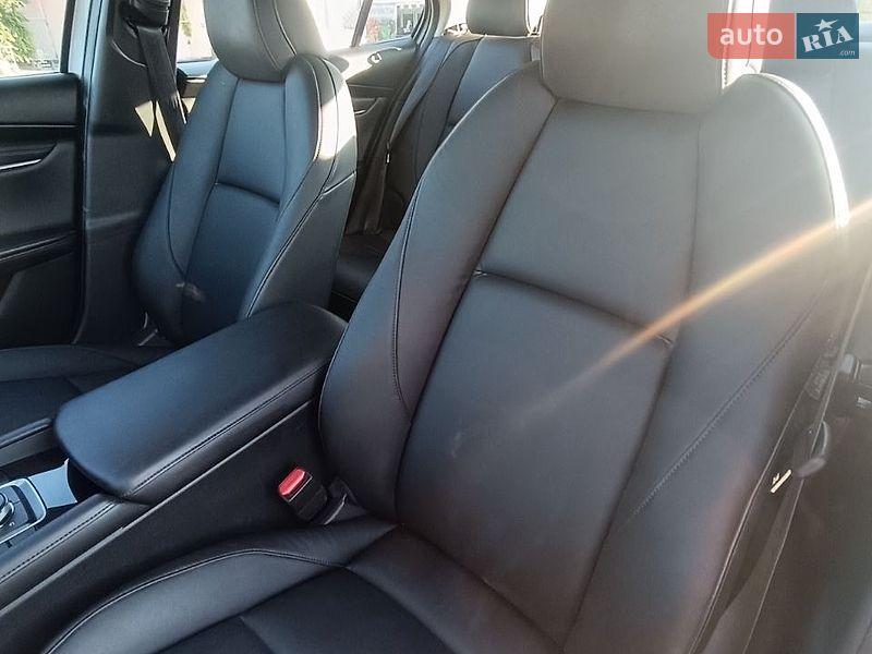Седан Mazda 3 2024 в Нерубайском