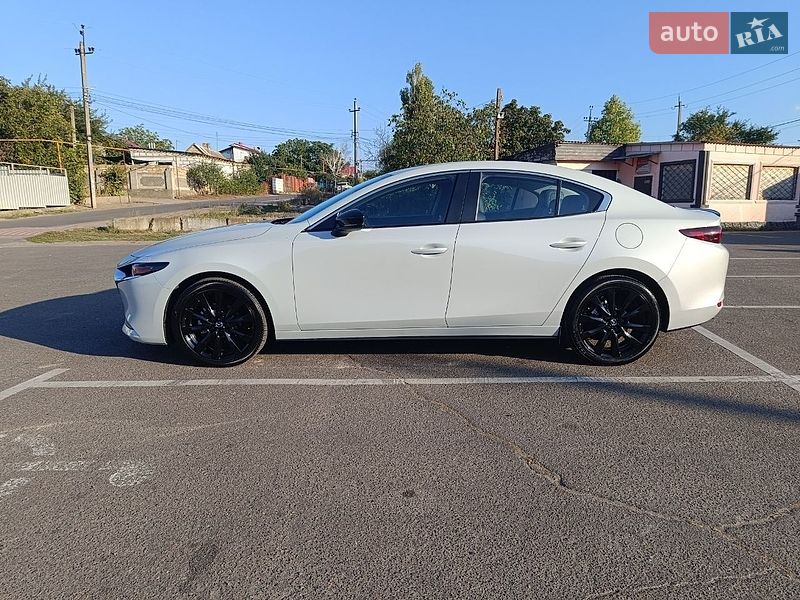 Седан Mazda 3 2024 в Нерубайском