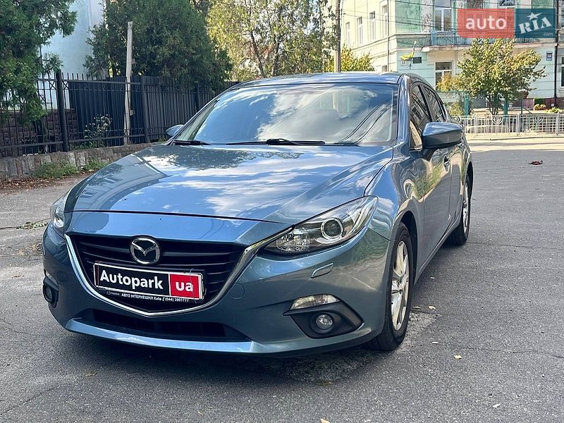 Седан Mazda 3 2014 в Киеве