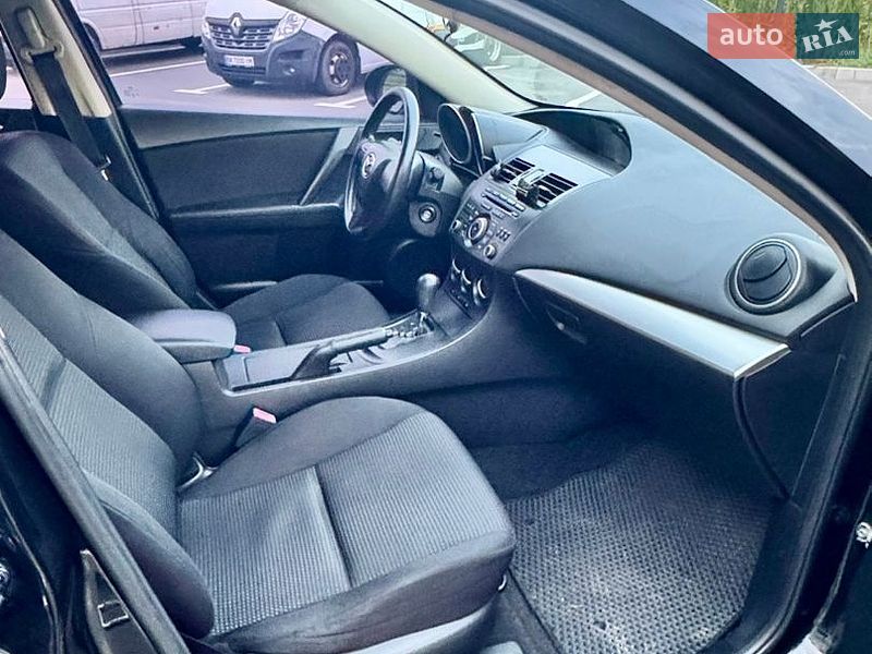 Седан Mazda 3 2012 в Рівному фото 12 Седан Mazda 3 2012 в Рівному
