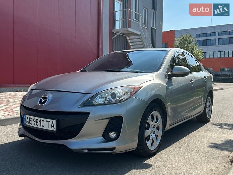 Седан Mazda 3 2013 в Дніпрі фото Седан Mazda 3 2013 в Дніпрі
