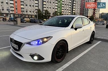 Седан Mazda 3 2015 в Києві