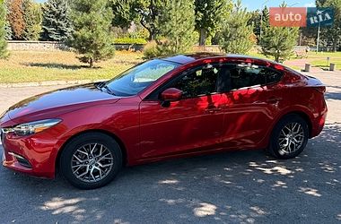 Седан Mazda 3 2017 в Кременчуге