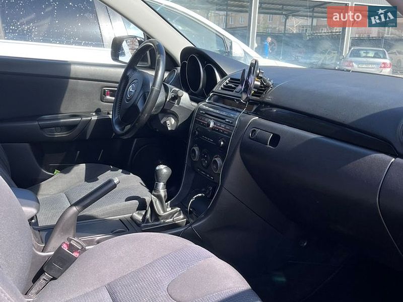 Хэтчбек Mazda 3 2006 в Запорожье