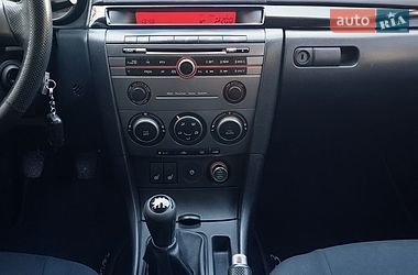 Хетчбек Mazda 3 2006 в Миколаєві