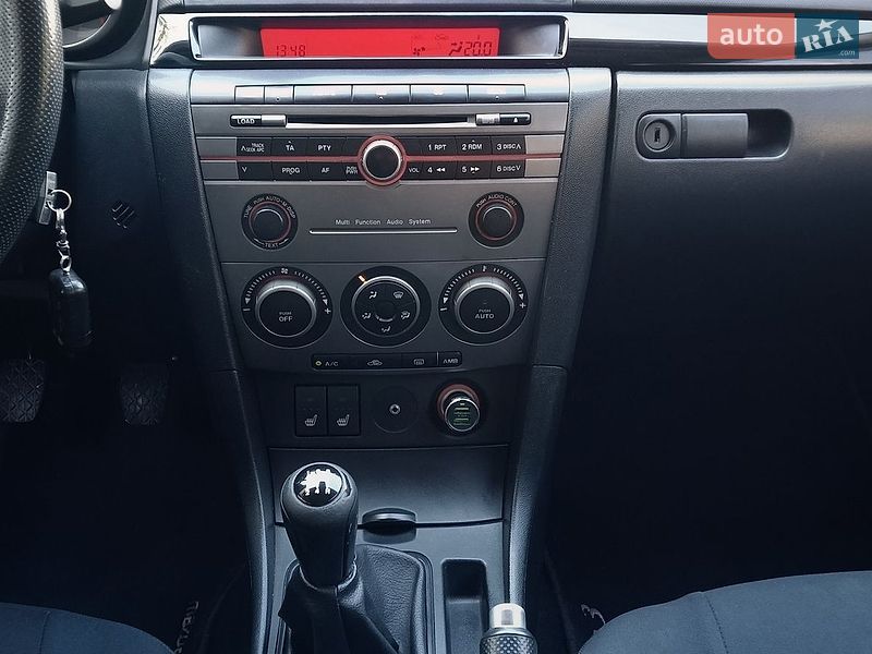 Хетчбек Mazda 3 2006 в Миколаєві