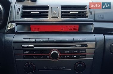 Хетчбек Mazda 3 2006 в Миколаєві