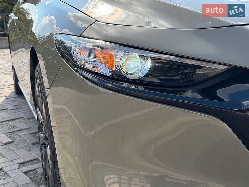 Седан Mazda 3 2024 в Харькове