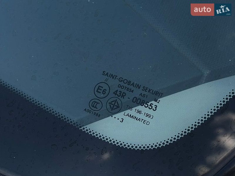 Хэтчбек Mazda 3 2003 в Корсуне-Шевченковском