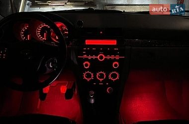 Хэтчбек Mazda 3 2003 в Корсуне-Шевченковском