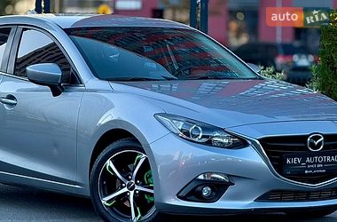 Хэтчбек Mazda 3 2013 в Киеве