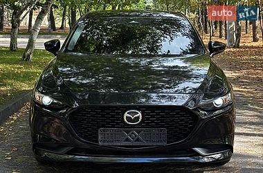 Седан Mazda 3 2025 в Днепре Седан Mazda 3 2025 в Днепре