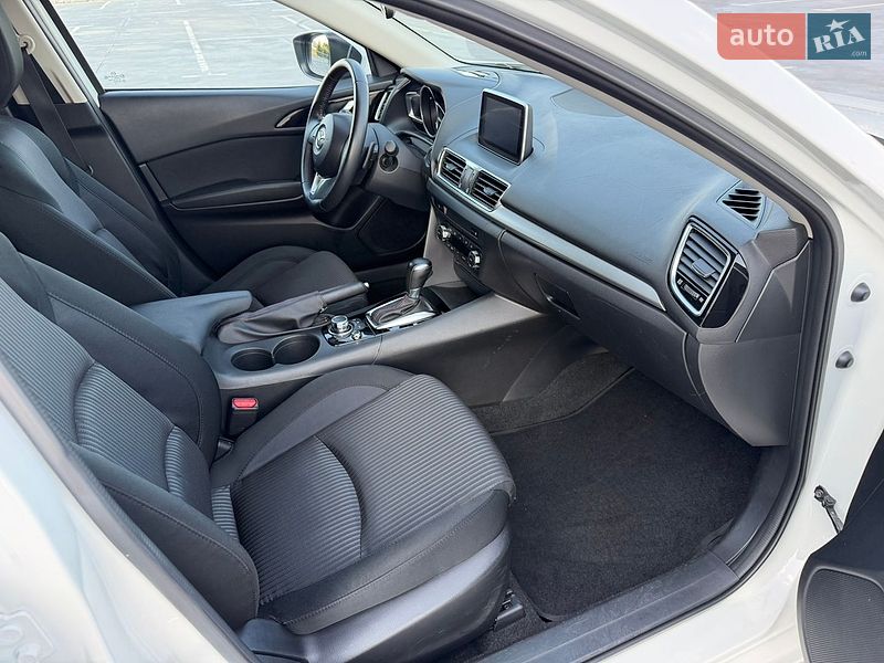 Хетчбек Mazda 3 2016 в Києві