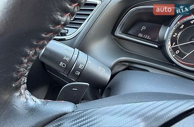 Хетчбек Mazda 3 2016 в Києві