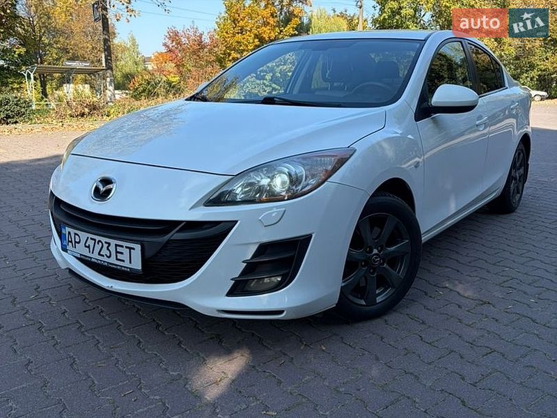 Седан Mazda 3 2010 в Миргороде