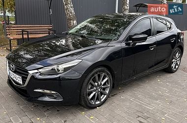 Хетчбек Mazda 3 2018 в Миргороді