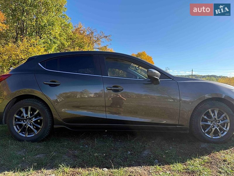 Хэтчбек Mazda 3 2014 в Красилове