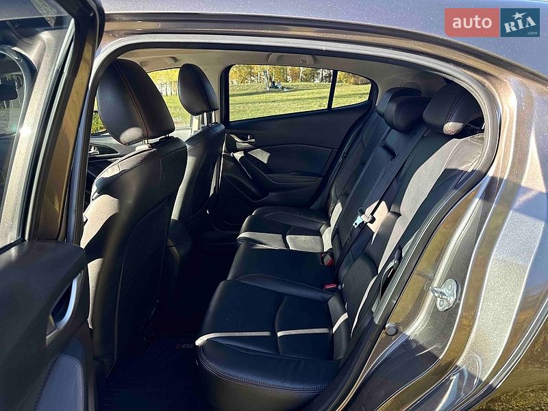 Хэтчбек Mazda 3 2014 в Красилове
