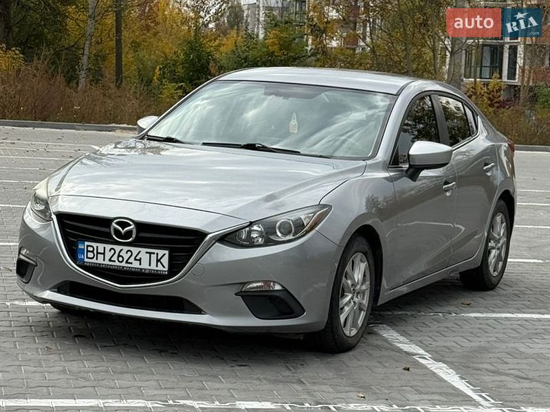 Седан Mazda 3 2016 в Хмельницком