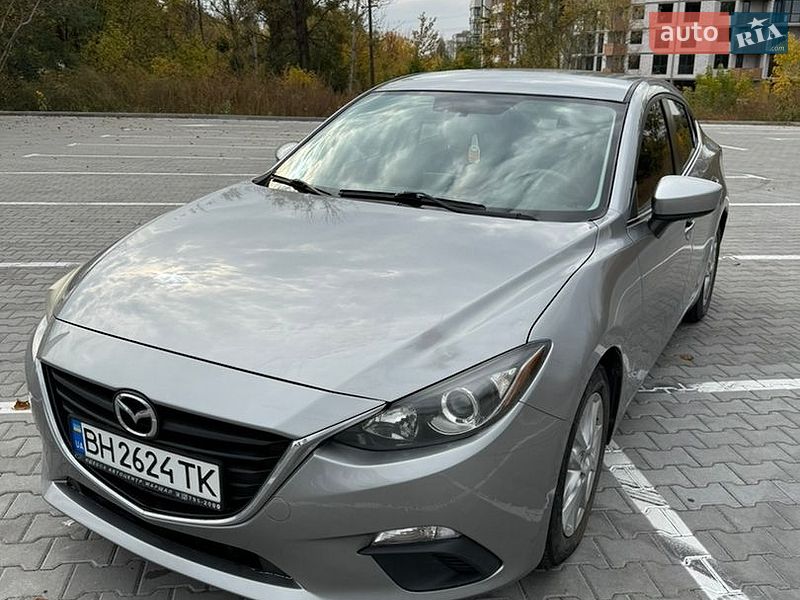 Седан Mazda 3 2016 в Хмельницком