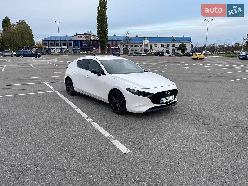 Mazda 3 2021