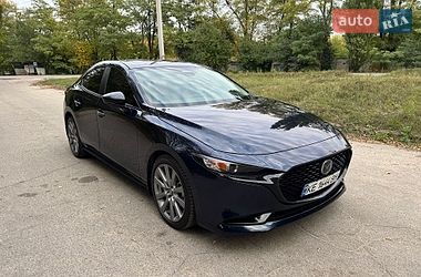Седан Mazda 3 2024 в Днепре