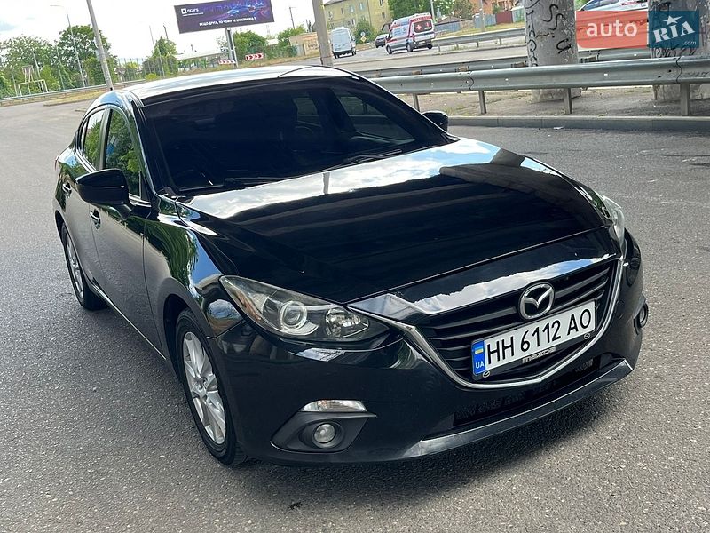 Mazda 3 2015