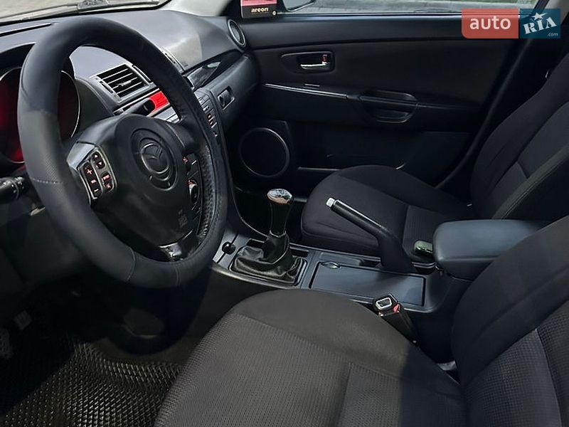 Седан Mazda 3 2007 в Черкасах