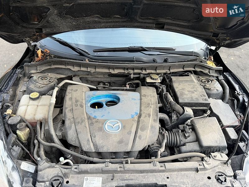 Седан Mazda 3 2012 в Киеве