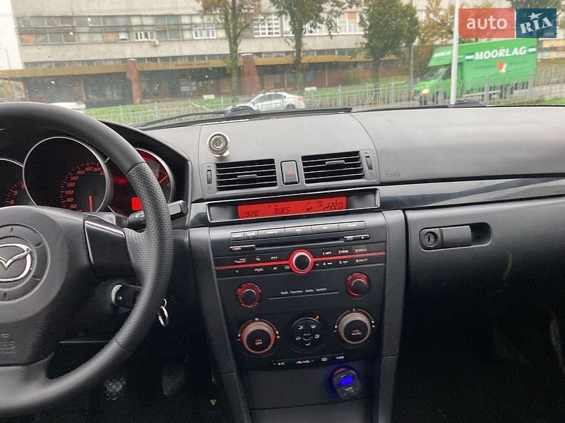 Хэтчбек Mazda 3 2006 в Киеве