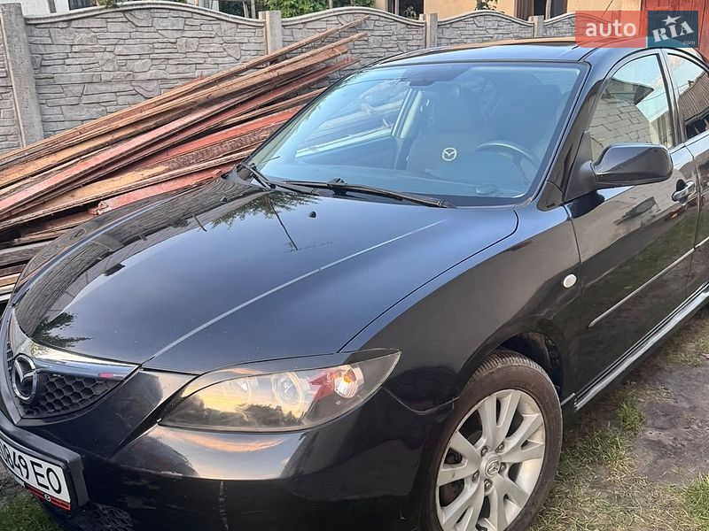 Седан Mazda 3 2007 в Рава-Русской