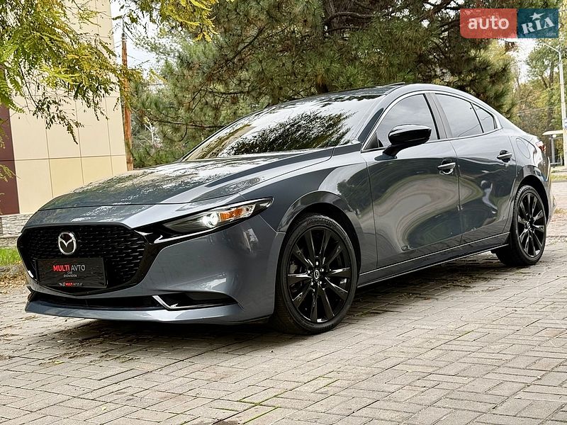 Седан Mazda 3 2023 в Дніпрі