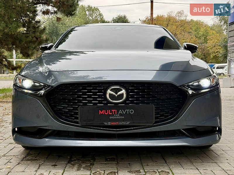 Седан Mazda 3 2023 в Дніпрі