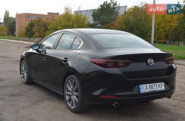 Седан Mazda 3 2021 в Черкасах
