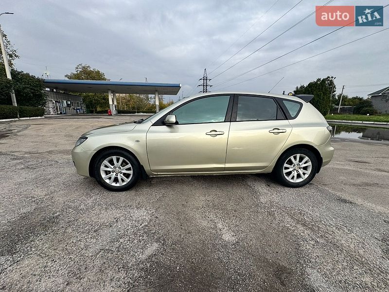 Хэтчбек Mazda 3 2007 в Днепре