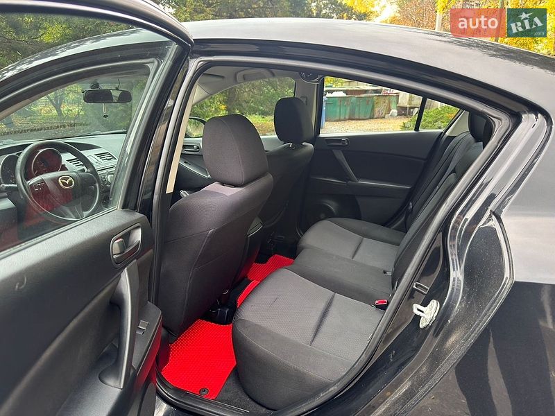 Седан Mazda 3 2009 в Харкові