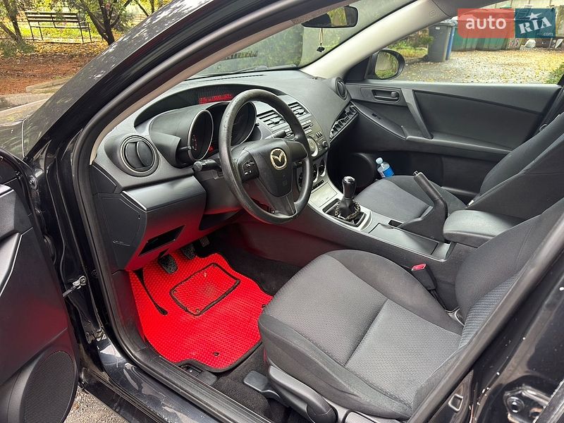 Седан Mazda 3 2009 в Харкові