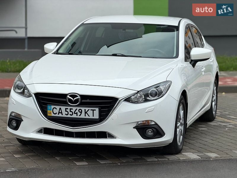 Седан Mazda 3 2014 в Виннице