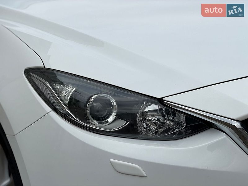 Седан Mazda 3 2014 в Виннице