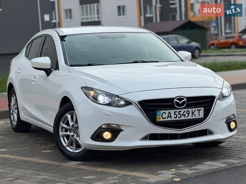 Седан Mazda 3 2014 в Виннице