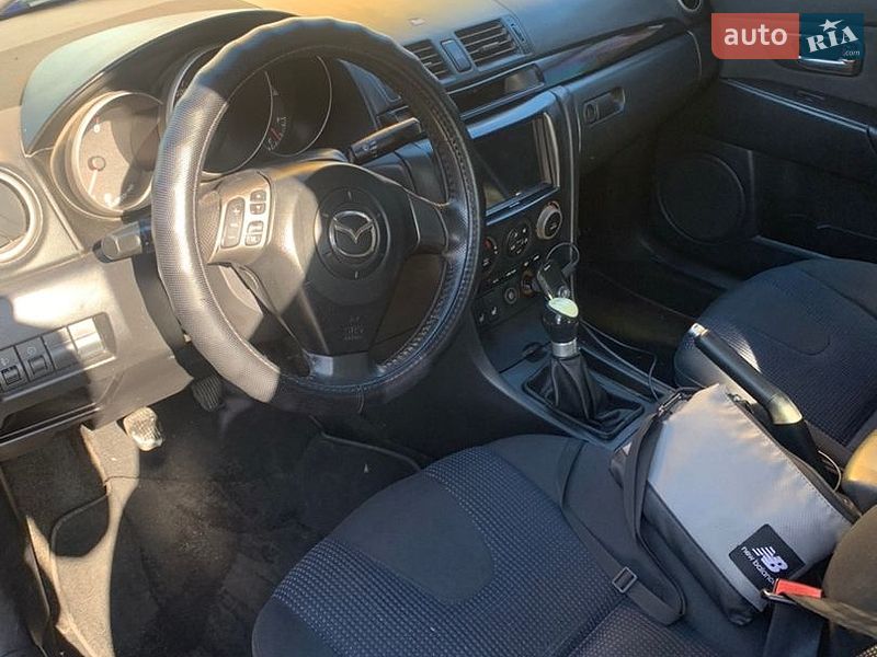 Седан Mazda 3 2003 в Києві
