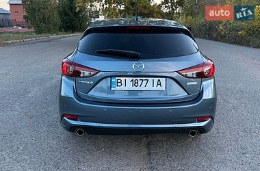 Хэтчбек Mazda 3 2015 в Полтаве