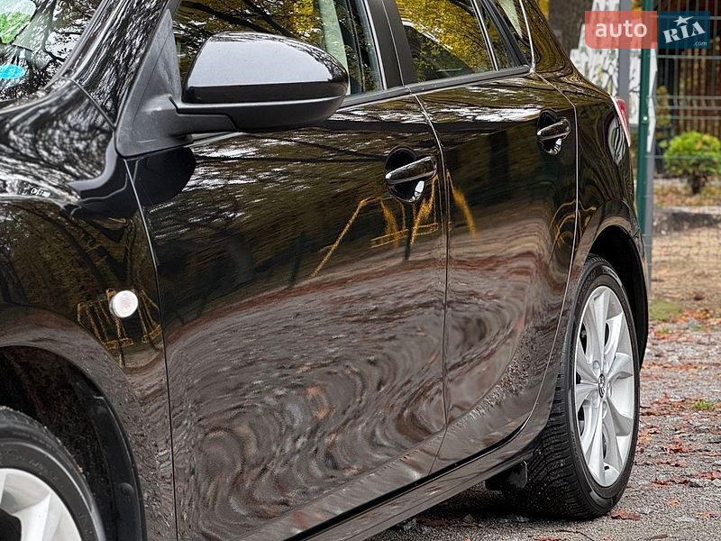 Хэтчбек Mazda 3 2010 в Виннице