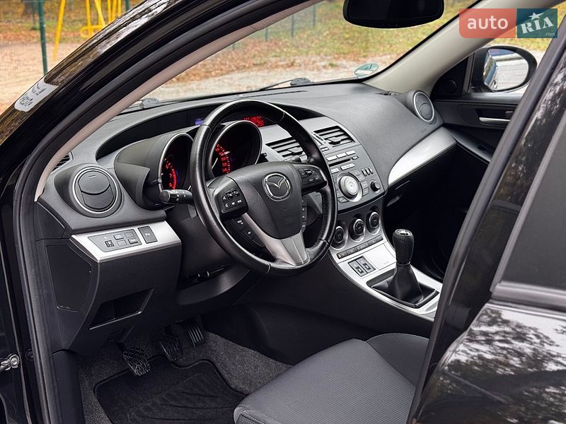 Хэтчбек Mazda 3 2010 в Виннице