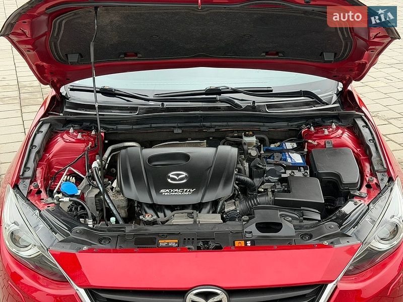 Седан Mazda 3 2013 в Черкассах