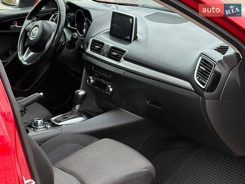 Седан Mazda 3 2013 в Черкассах